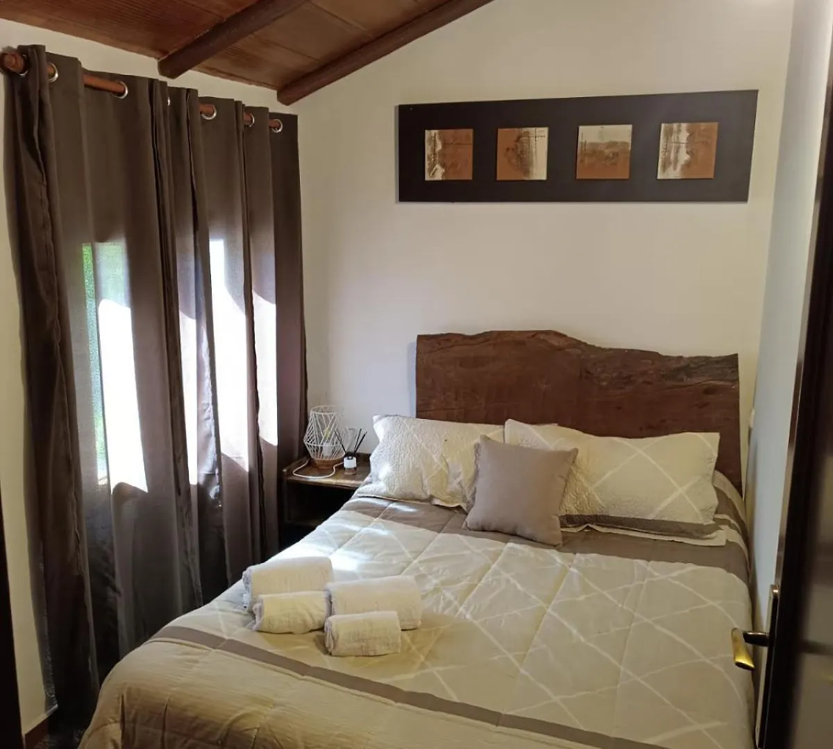 Casa Rural Guadalupe De La Fuenfria Igualeja カントリーハウス